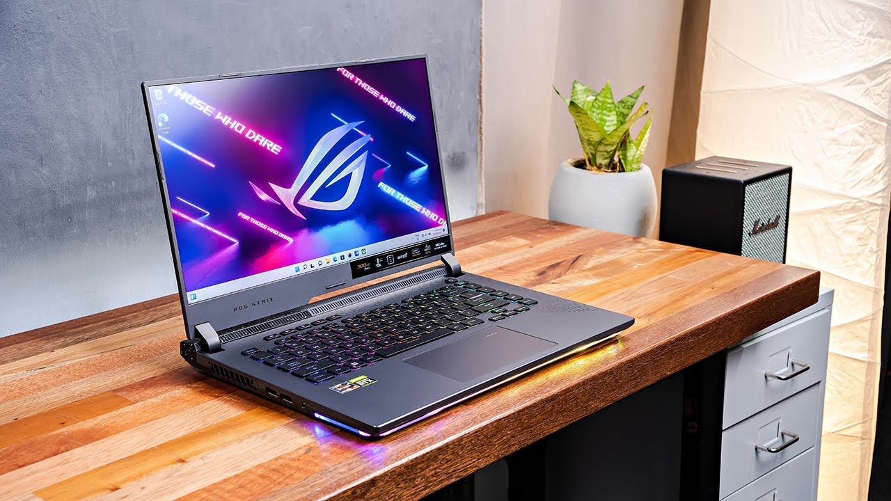 The ULTIMATE Esports Gaming Laptop! - ASUS ROG Strix G15 2022