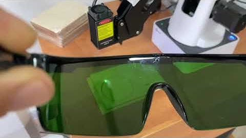 Манипулятор Dobot Magician с насадкой для лазерной гравировки (выжигание по дереву). Точка Роста