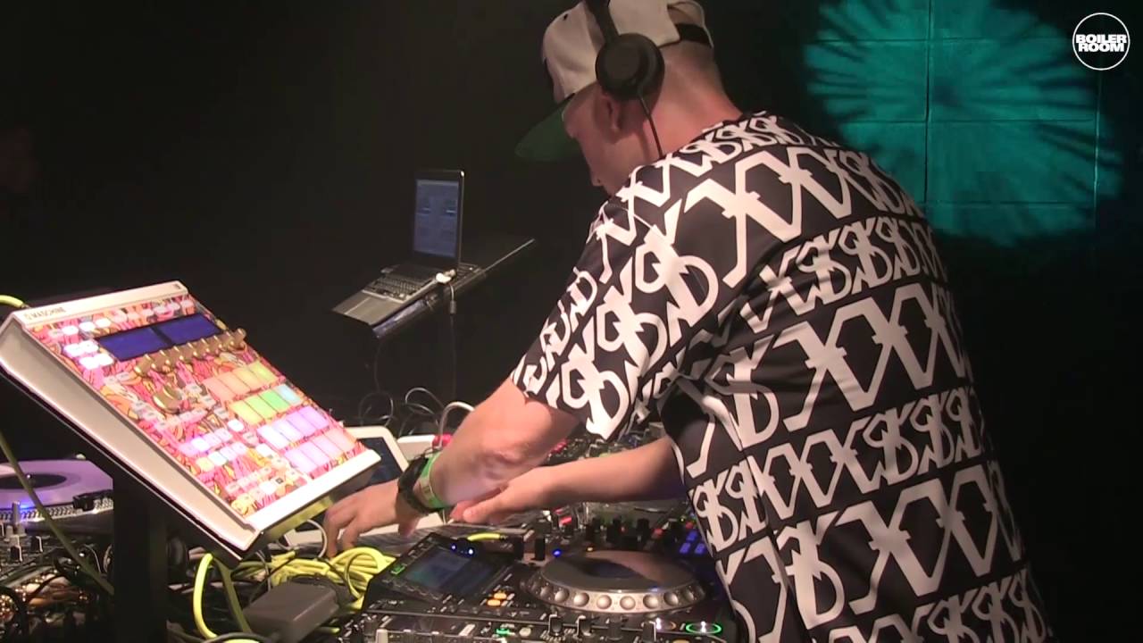 XLII Boiler Room Tokyo | Live Set - YouTube