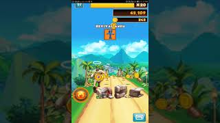 the gameplay of danger dash very hard and you have play this game you have download Gameloft app screenshot 4