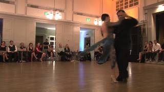 Daniela Pucci Luis Bianchi Tanzen Androgyne