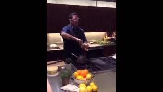 Chef Graham Elliot Part 1 @BecelCA #BecelBlendBar #ad