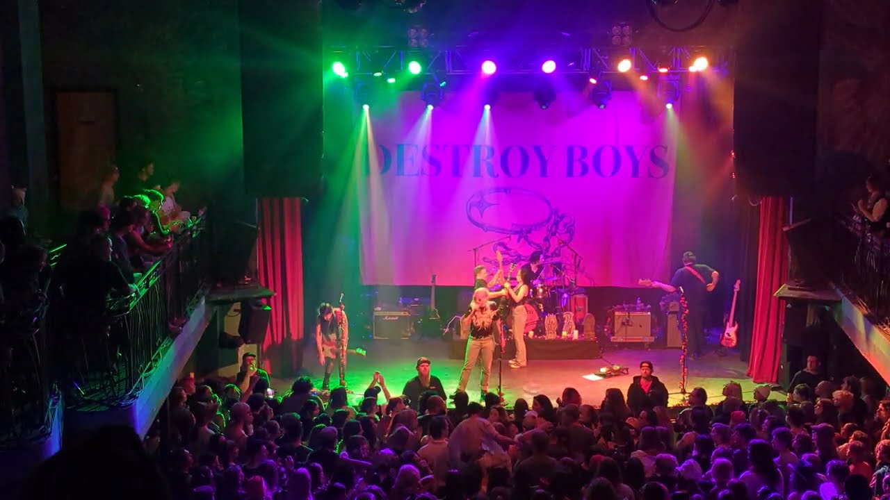 Destroy Boys - Amor divino / Boyfeel - Gothic Theater, Englewood CO (10/31/24)
