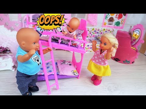 Я НЕ ТОЛСТЫЙ!!! КРОВАТЬ САМА СЛОМАЛАСЬ! КАТЯ И МАКС ВЕСЕЛАЯ СЕМЕЙКА Мультики Барби куклы видео