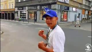 Intruz - ,,Lokalny chłopaczek