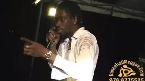 Bounty Killer @ Schoolers Showdown 2006 (Dissing Vybz Kartel, Beenie Man, D