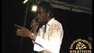 Bounty Killer @ Schoolers Showdown 2006 (Dissing Vybz Kartel, Beenie Man, D&#39;Angel &amp; Ninja Man)