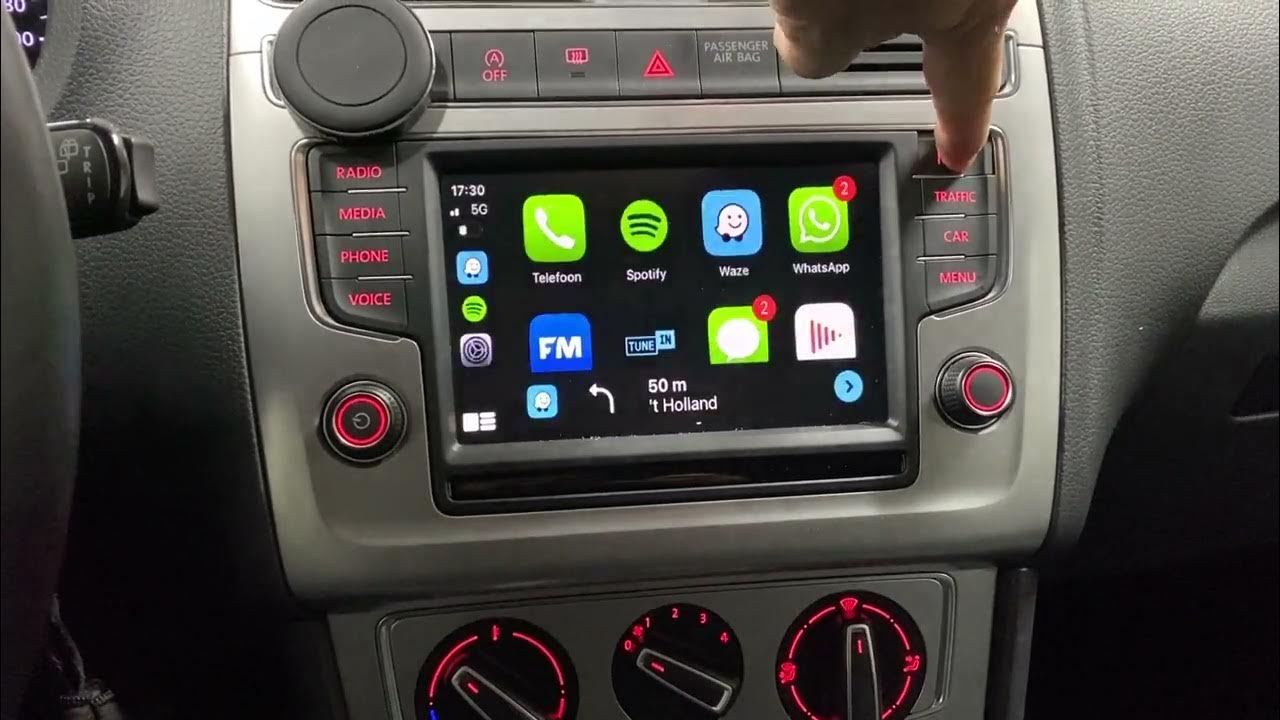 Volkswagen Polo 6R 2015 geupdate met Apple Carplay en Auto android aan origineel beeldscherm