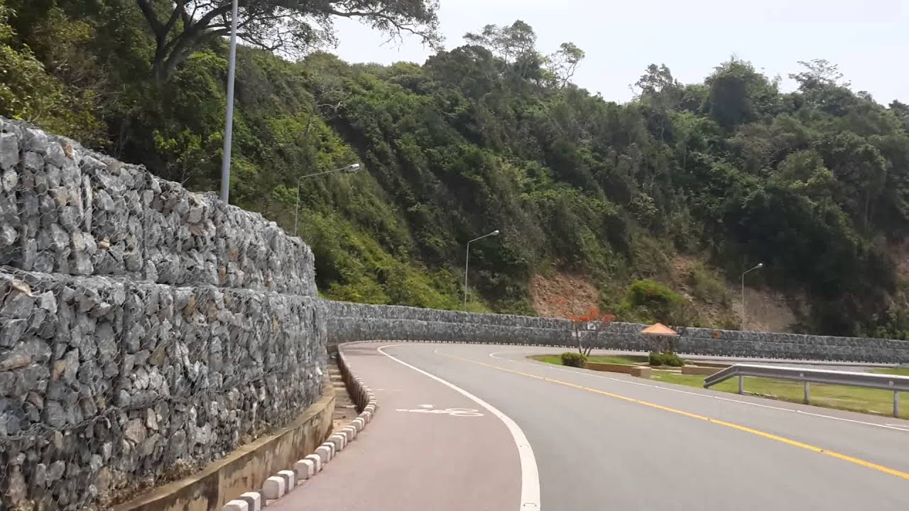 ถนนที่สวยที่สุดในประเทศไทย