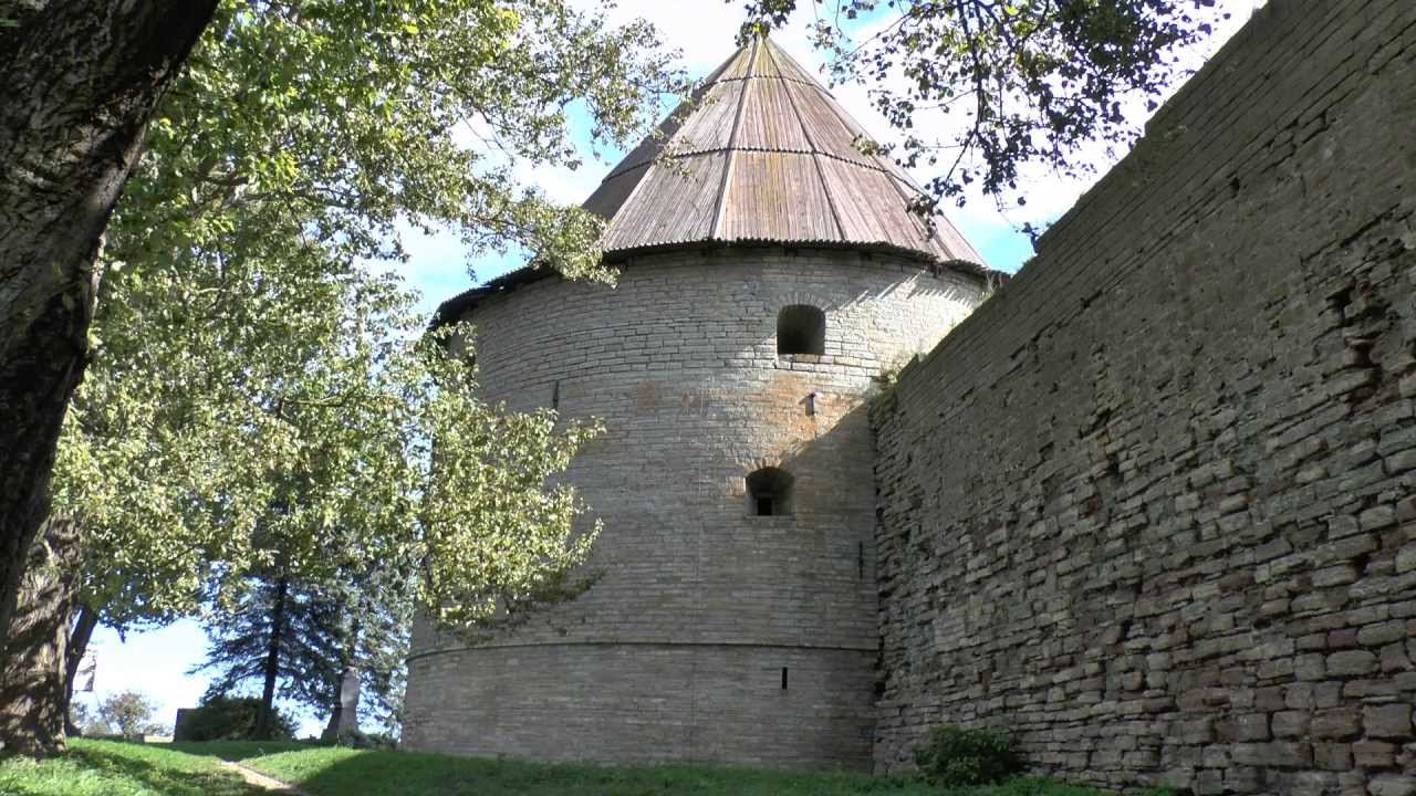 Крепость орешек на машине