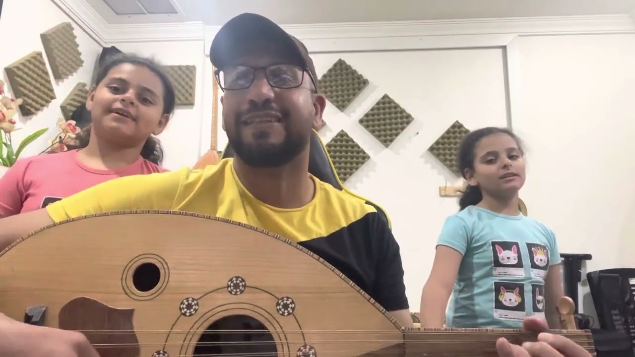 صدمتهم في اخر الاغنية 😂😂😂