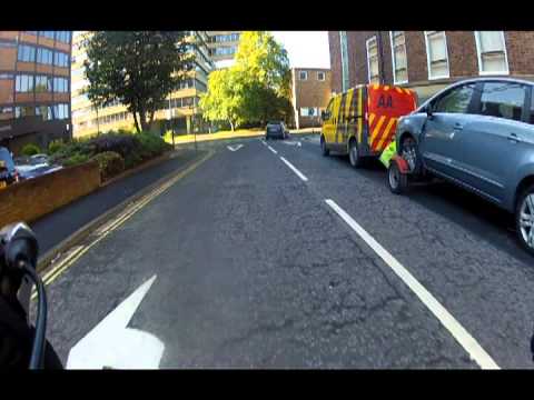 Urban Cycling Guide - Taking on Junctions (9)