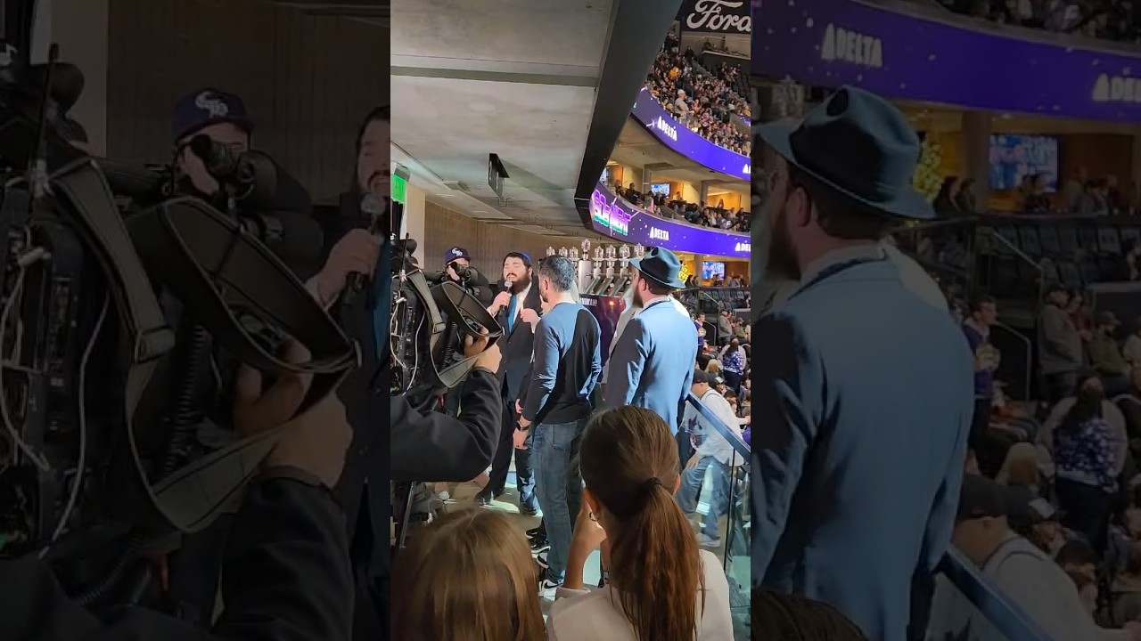 Chanukah 🕎 Brochos and Maoz Tzur at Utah Jazz 🎷 🏀 🎤 🎶 🍩
