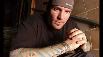 Vanilla Ice - Roll Em Up Vanilla Ice - Roll Em Up
