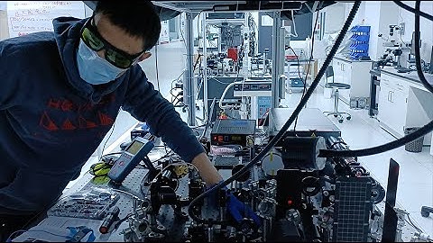 Light derails electrons through graphene