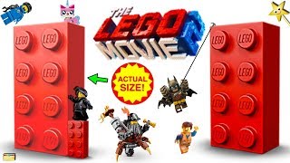 The Lego Movie 2 GIANT LEGO BRICK GAME Where is Emmet?