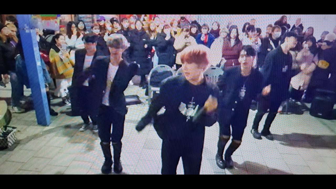 20191125. BECAUSE (KINGDOMS CREW)🤩. B1A4 'BABY GOOD NIGHT' COVER. HIGH QUALITY BUSKING.