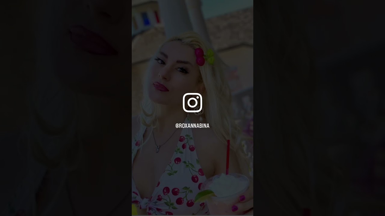 Pin up girl in a Cherry bikini ! 🍒🍒