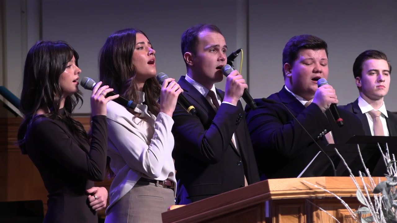 В том краю, у реки - Группа