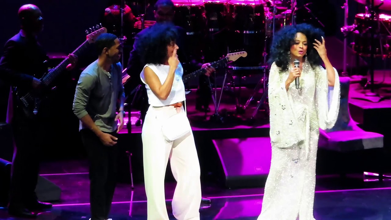 Diana Ross with Tracee Ellis Ross Live in Las Vegas I Will Survive