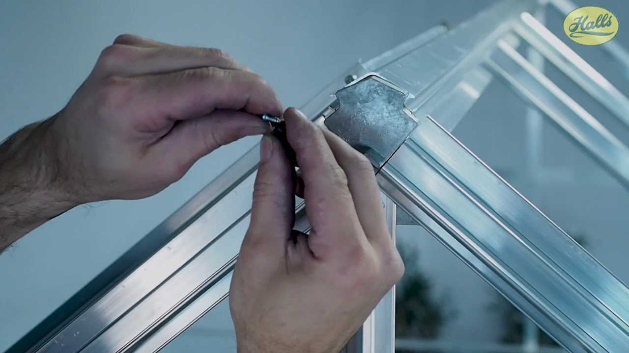 Halls Universal Magnum Fitting the Roof Vent YouTube