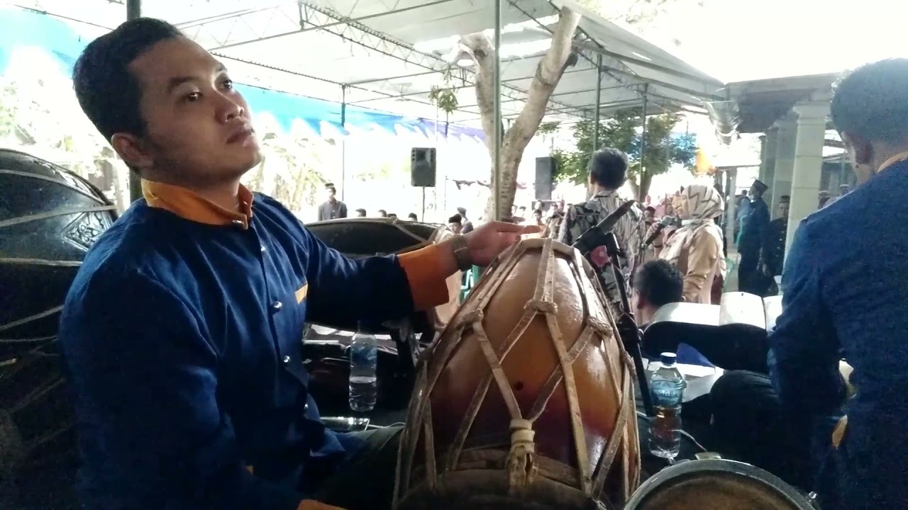 Lali Janjine Balisa INDONESIA jaipong Cam Farid Budi