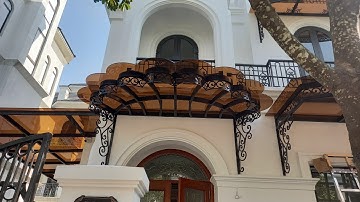 Thi công mái kính biệt tự đẹp