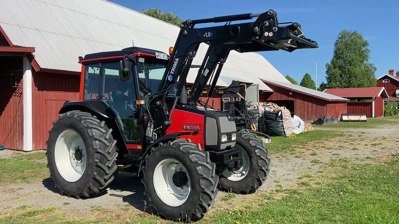 Traktor Valtra A75-4