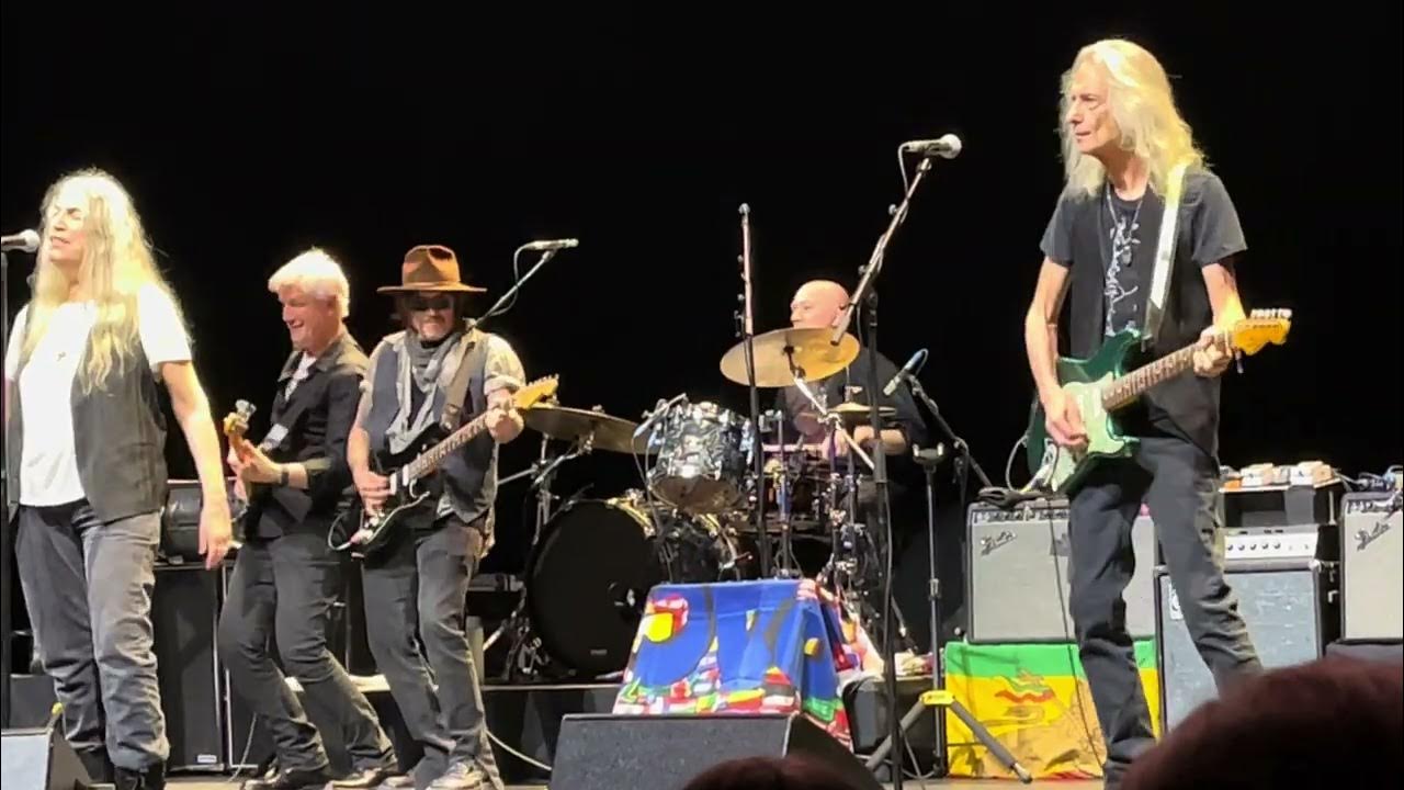 Patti Smith & band - feat. Johnny Depp - London- PEOPLE HAVE THE POWER -  Palladium - 13 october 2025