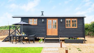 Absolutely Beautiful The Daisy Park Shepherds Hut | Tiny House 3D