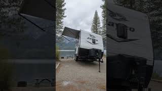 I "level" my rig with the door/awning side a little high for summer camping.