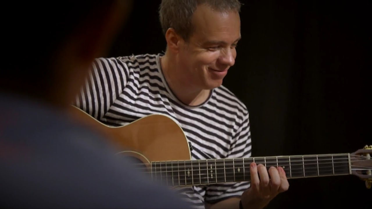 "VIATGE AMB UNA GUITARRA" (versió curta) de  Jaume Tugores