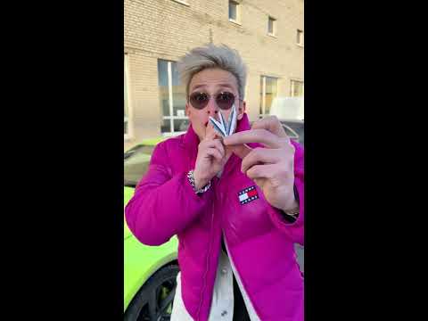 Поцарапал машину губкой