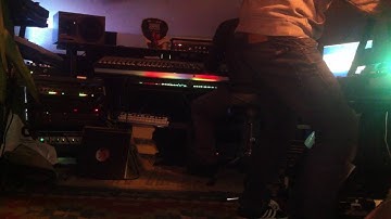 MPC-3000+TR-808+TR-909+TR-606+SH-101+TB-303 and samples, Live