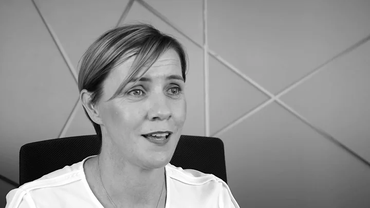 Inspiring Women - Julie Saunders
