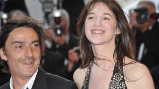 L'histoire d'amour secrète de Charlotte Gainsbourg L'histoire d'amour secrète de Charlotte Gainsbourg