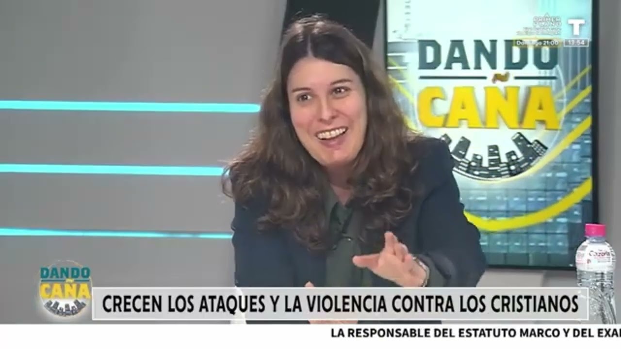 Entrevista en Dando Caña (El Toro TV) a María García para hablar de cristianofobia