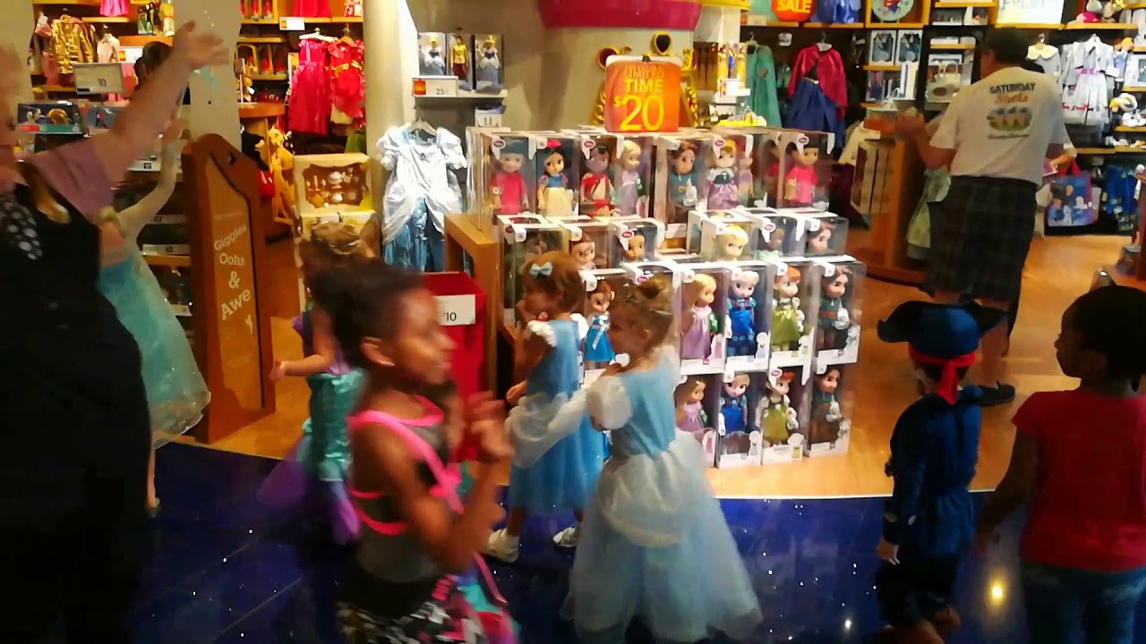 Disney store