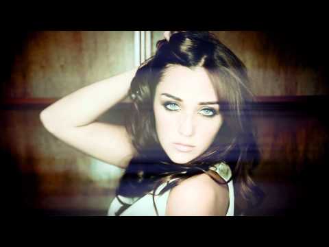 Video "No Es Amor" Muhu (2011).