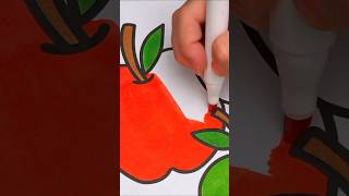 Coloring Apples