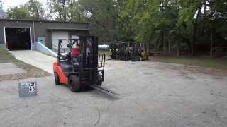 Surplus Forklift Auction Fall 2015 - Lot 65 - 6,000 LB. TOYOTA 8FGU30 LP GAS LIFT TRUCK