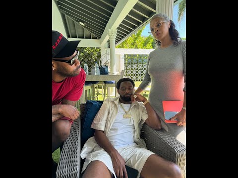 When Arby tries to apologize to Wayne for almost telling him and Amber’s business| Kountry Wayne