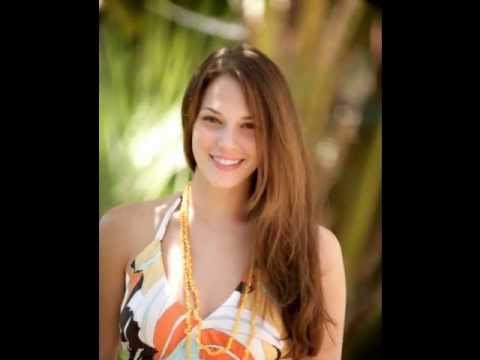 Amanda Righetti and Robin Tunney losing my mind