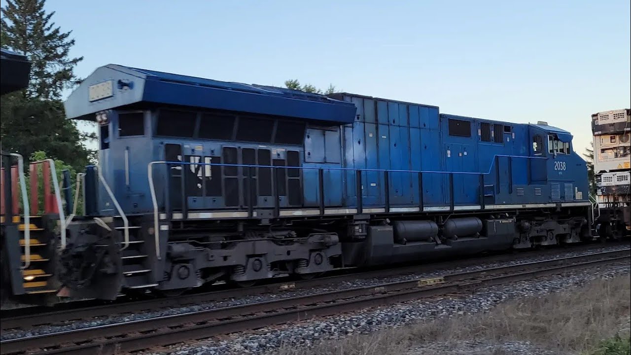 (205 Cars!) (GECX 2038) CN 123 - 3177 & GECX 2038 In Lynden Ontario ...