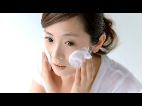 高島彩 : ビオレ・スキンケア洗顔料 (201109-1)