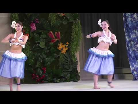 Hula Dancers and Tiki Gods フラダンサー ティキ Amazon.com: Hula Dancers & Tiki Gods (A Schiffer Book for