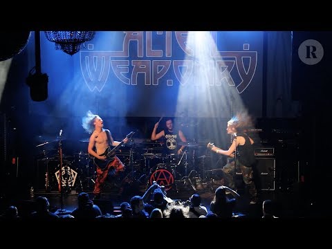 Alien Weaponry "Holding My Breath" Live