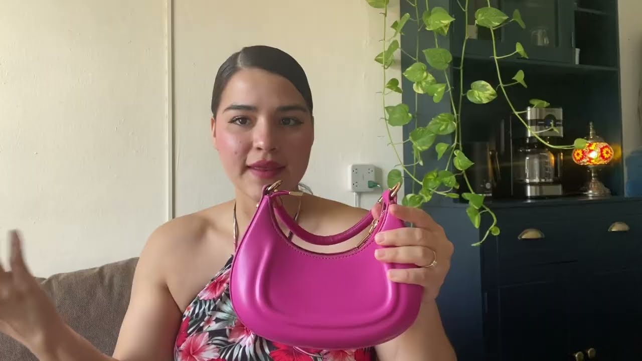 ASMR mostrando objetos color rosa 💕