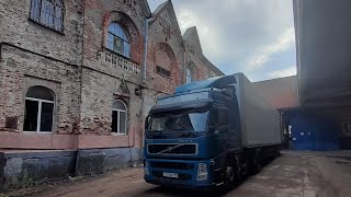 типичная &quot;ужасная&quot; выгрузка #дальнобой #truckdriver #trucker #дальнобойщик #фура #работаводителем #е