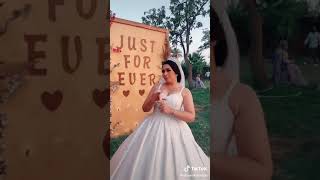 العريس والعروسه بيعمل تيك توك في السيشن